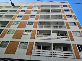 ED. SANTELMO / RUA 1400/ CENTRO - Pronto para morar