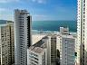 Apartamento finamente mobiliado com 3 Sutes na quadra do mar em Balnerio Cambori